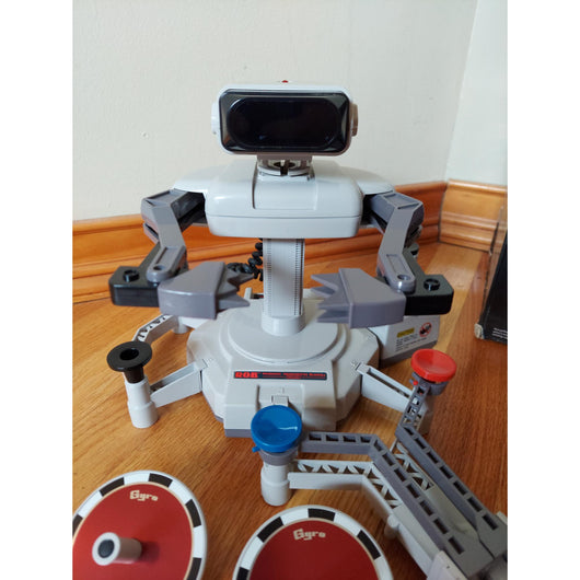 Nintendo NES Deluxe Set R.O.B. Robot Zapper Gyromite Duck Hunt Original Box Set