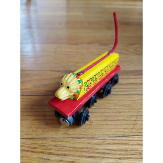 Thomas & Friends Wooden Railway Chinese Dragon Car 1996 Magnetic Train Toy