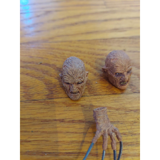 NECA A Nightmare on Elm Street 2 Freddy's Revenge Freddy Accessories 3-Piece
