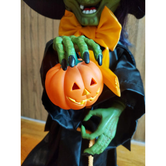 VTG Witch Time Animated Illuminated 22