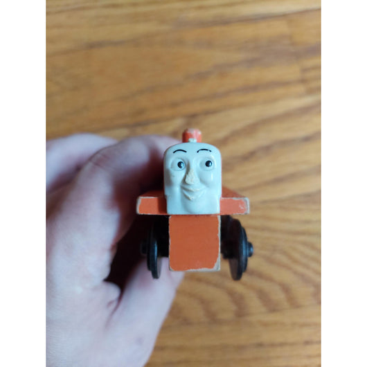 Thomas & Friends Wooden Railway Terence Flat Magnets & Staples Vintage Wood Toy