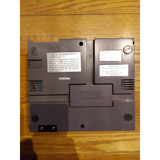 Nintendo NES Original Console System Power Light Blinks Broken For Parts Only