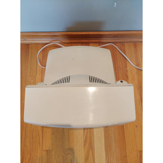 Magnavox 14in CRT Television PR1395 X121 W/Remote Retro Gaming Tested Works
