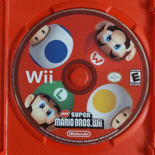 New Super Mario Bros Wii Nintendo Wii CIB Complete Game Case Manual & Inserts