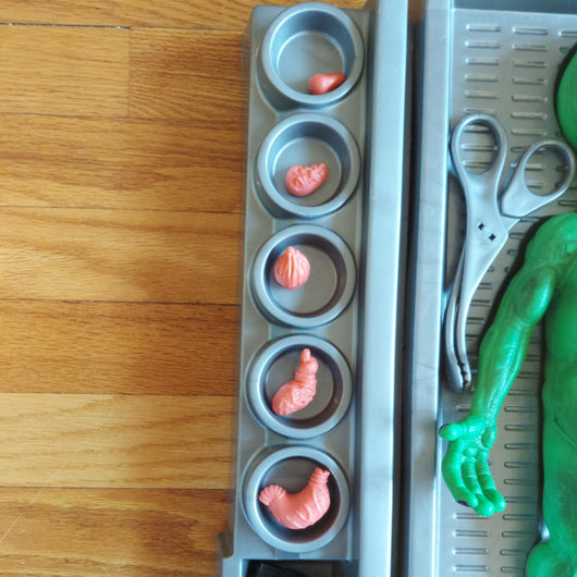 VTG 1997 WPF Alien Anatomy Game 14