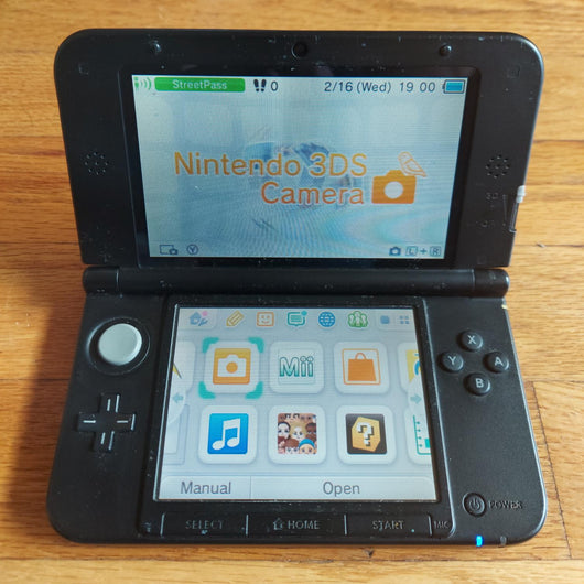 Nintendo 3DS XL Blue Black Handheld Console w/Charger & Stylus Tested Working
