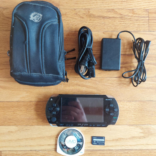Sony PSP-1001 Console Bundle Memory Stick Case Charger Warhammer Game Tested