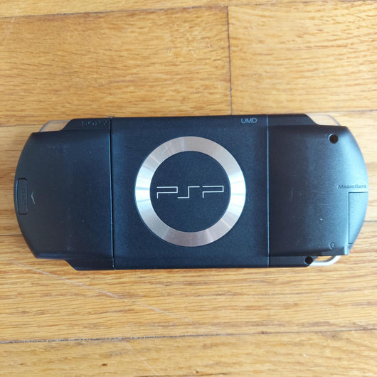 Sony PSP-1001 Console Bundle Memory Stick Case Charger Warhammer Game Tested