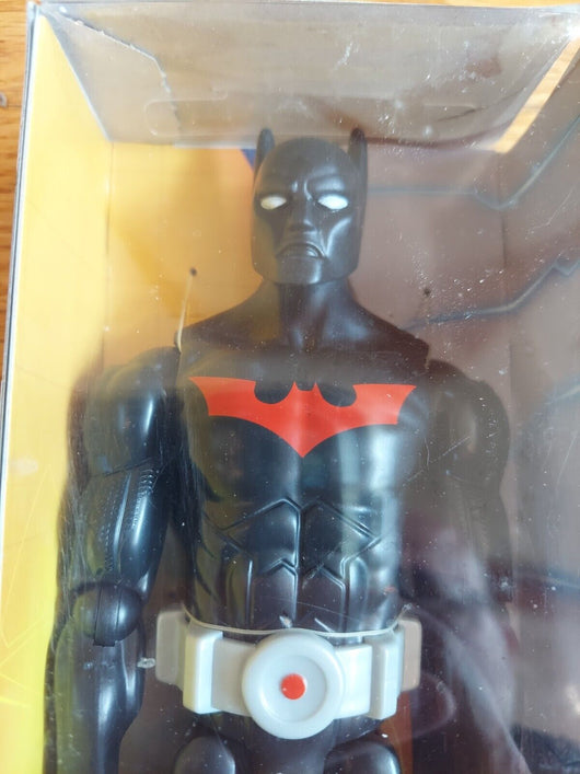 DC Batman Unlimited - Batman Beyond 12