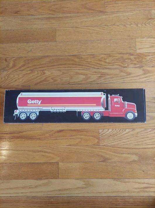 Getty 1997 Tanker Truck Serialized  Limited Edition