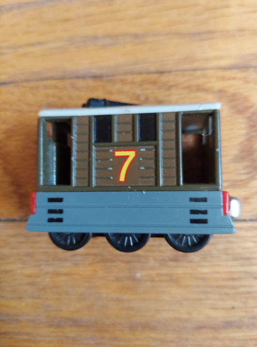 Thomas & Friends Die-Cast Lot - Magnetic Trains & Engines - Fast Shipping!