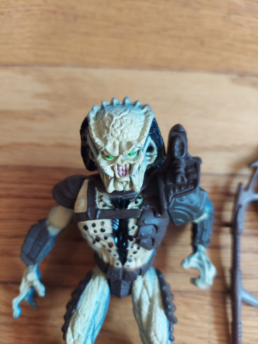 Kenner 1993 - 3 Predators Lot (Complete Pieces), Fast Shipping