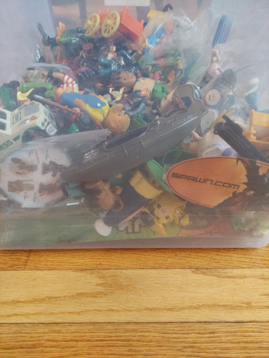 Various Toys/Knick Knacks Lot, Fast Shipping