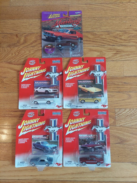 Johnny Lightning -  Lot Of 5 Mustangs - 1/64 Scale, Great, Read Desc, Fast Ship