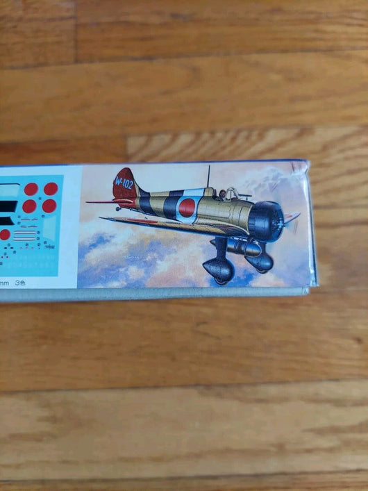 Fujimi Mitsubishi Type 96 Carrier Fighter A5M4 1/72 Model Airplane Fast Shipping