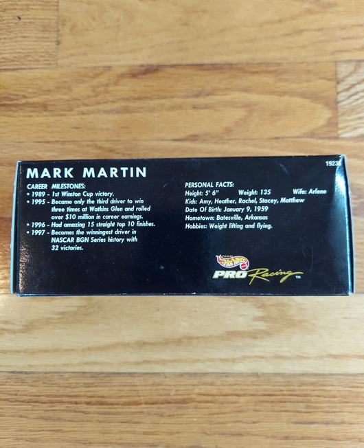 Team Hot Wheels Pro Racing - #6 Mark Martin Valvoline - 1/43 Scale - New in Box