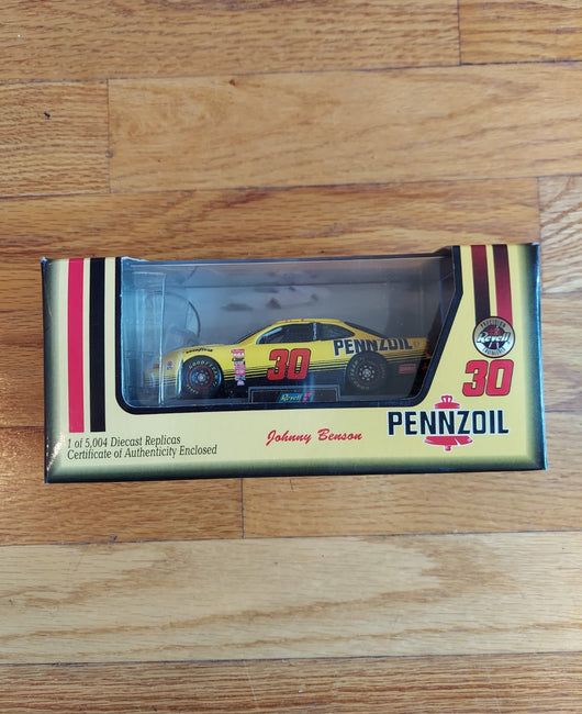 Revell Collection: 1997 Pennzoil Pontiac Grand Prix - #30 Johnny Benson - 1/43