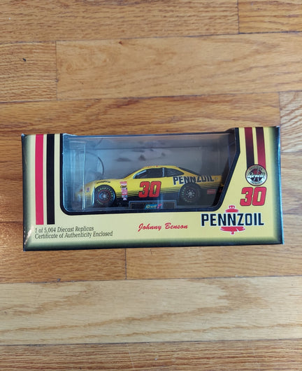 Revell Collection: 1997 Pennzoil Pontiac Grand Prix - #30 Johnny Benson - 1/43