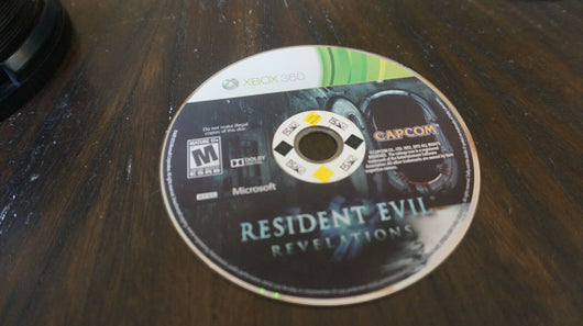 Resident Evil Revelations (Microsoft Xbox 360, 2013) Disc Only! Works!