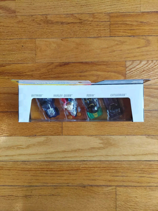 Hotwheels Racer Verse: Batman (4 Pack) - Batman Harley Quinn, Robin, Catwoman