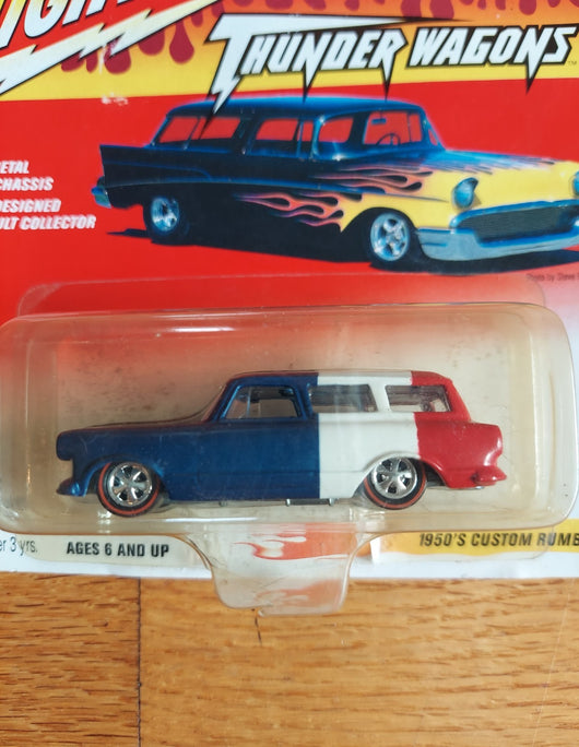 Johnny Lightning: Thunder Wagons - 1950's Custom Rumblur - 1/64 Scale NEW Sealed