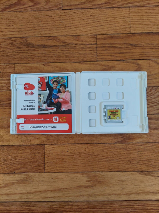 Donkey Kong Country Returns 3D CIB 3DS, Works, Fast Shipping!