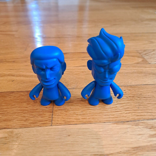 Skybound Minis! Ultra Rare Blue Variant: Blind Box Mystery Minis ,Walking Dead..