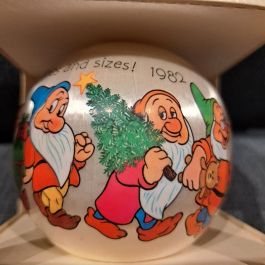 Vintage Walt Disney Seven Dwarfs Keepsake Ornament 1982 Hallmark Satin Fast Ship