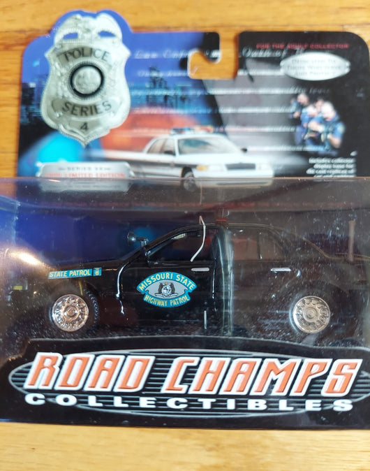 Road Champs Collectibles: Police Series 4 - 1/43 - Missouri State Highway Patrol