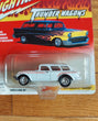 Johnny Lightning: Thunder Wagons - 4 Car Lot (Chevy Nomads) - 1/64 Scale NEW