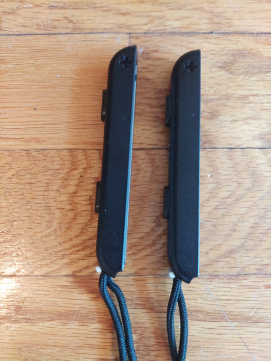 Nintendo Switch W/Docking Station, Joy Con Comfort Grip, & Cord, Works,Fast Ship