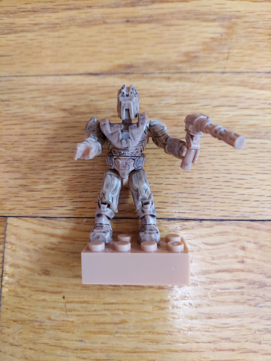 Marvel Mega Bloks 9 Figure Lot W/Accessories Captain America, Spider-Man...
