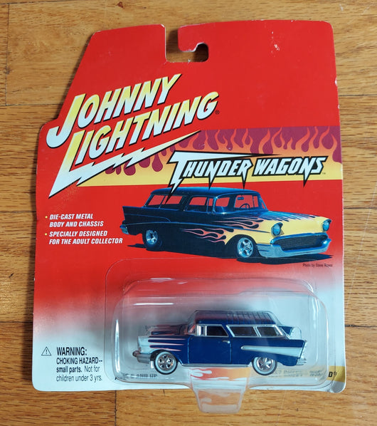 Johnny Lightning: Thunder Wagons Combo (1956 Chevy Nomad & 1957 Chevy Nomad)