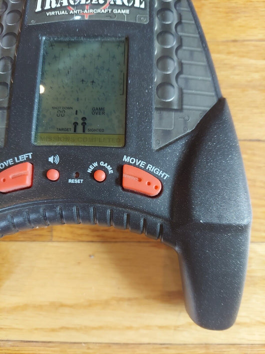 1998 Tracer Ace  Virtual Anti-Aircraft Game With Battle Sounds Works, Fast Ship