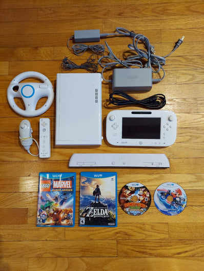 Wii U Bundle W/Console & Gamepad, 1 Wii Controller & Nunchuck, 4 games, etc