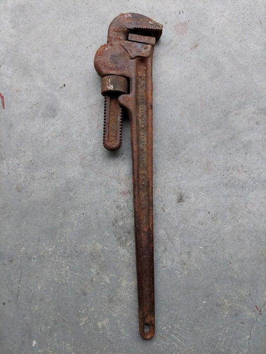 6 Inch Plumbers Wrench - Cast Iron, Fast Shipping!