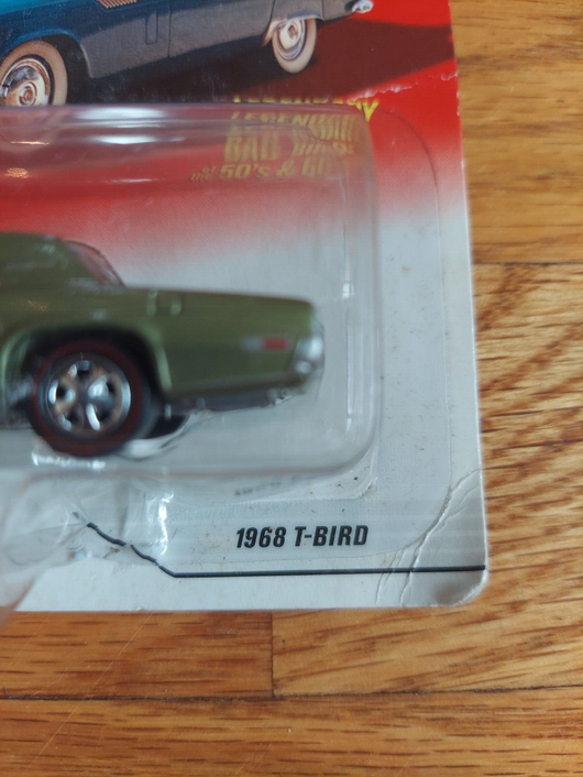 Johnny Lightning: Thunderbird Combo - 1956 T-Bird Roadster & 1968 T-Bird - 1:64 