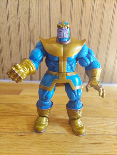 Marvel Diamond Select: Thanos W/Infinity Gauntlet 8