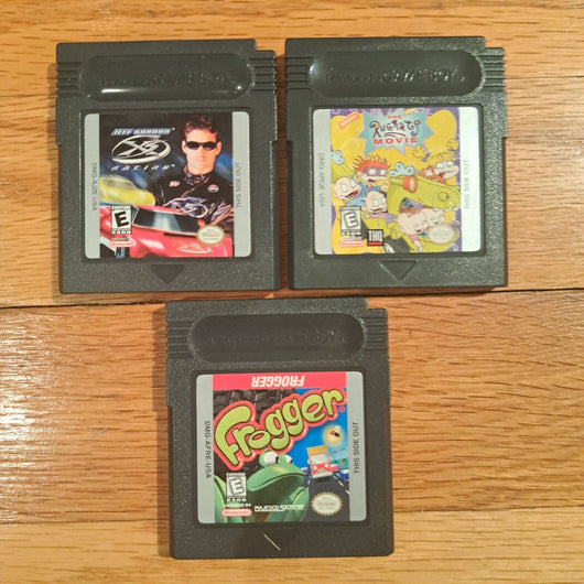 Lot 3 Gameboy games , Jeff Gordon racing,Rugrats The Movie, Frogger,Fast Ship