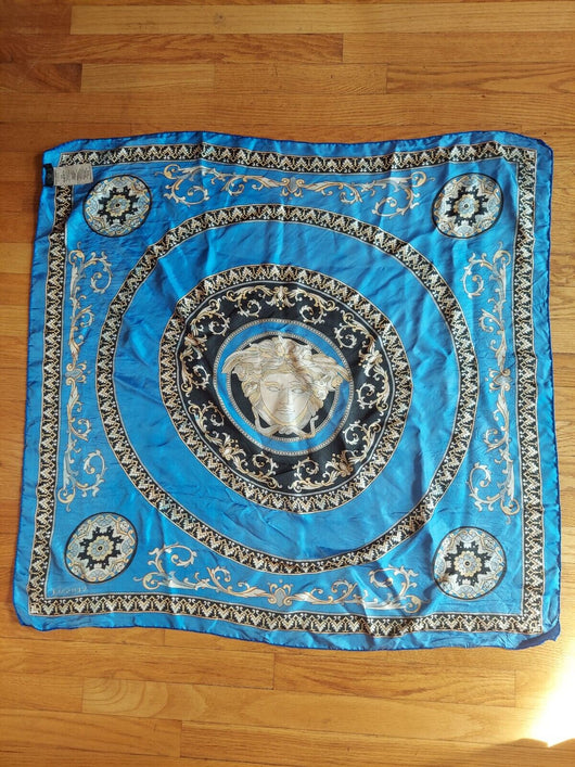Versace Scarf Model #IFO901, Fast Shipping