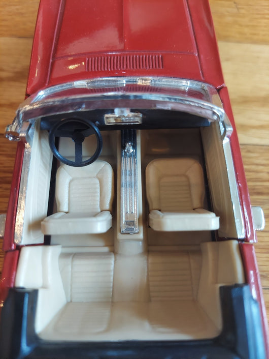 Sunnyside - 1964 1/2 Mustang (Red) - 1/24 Scale - SS771 - Diecast Fast Shipping