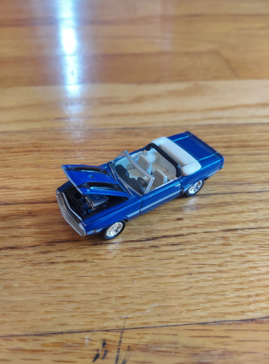 Johnny Lightning - 1967 Shelby Mustang (Red) & 1970 Shelby GT-500 (Blue) Combo