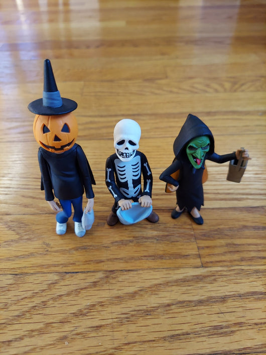 NECA Toony Terrors: Halloween III: Season Of The Witch - Trick Or Treaters 3...