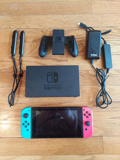 Nintendo Switch W/Docking Station, Joy Con Comfort Grip, & Cord, Works,Fast Ship