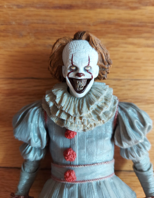 NECA It: Ultimate Pennywise 7