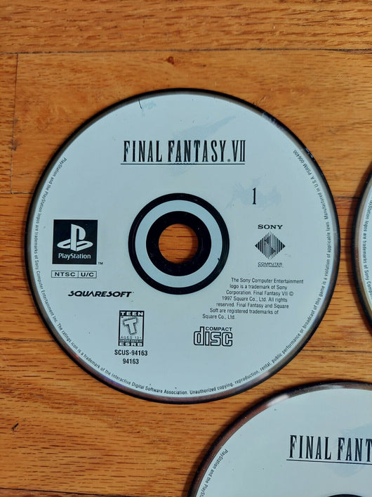Final Fantasy VII 7 Sony Playstation 1 PS1  *DISCS ONLY, Works, FAST SHIPPING!