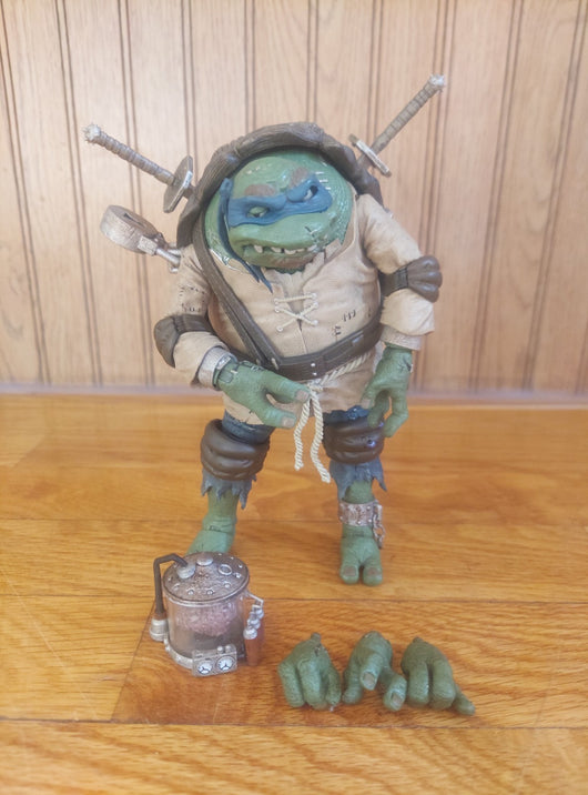 NECA Teenage Mutant Ninja Turtles/Universal Monsters: Leonardo As The Hunchback