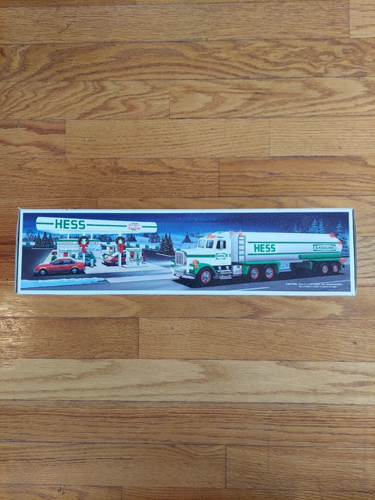Hess 1990 Toy Tanker Truck, Fast shipping