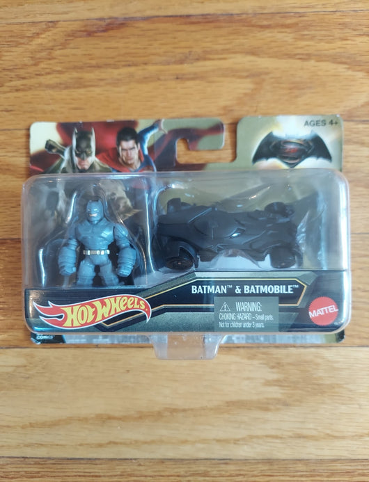 Mattel DC Comics: Batman Vs. Superman Combo - Grapnel Blast Batman And Batmobile