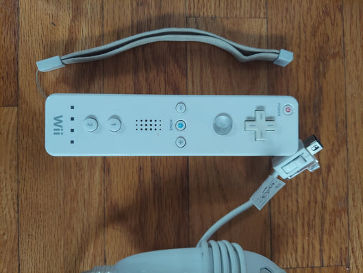 Wii Console Bundle w/ 7 Games, (Tenchu, Call Of Duty,Blazing Angel..Works